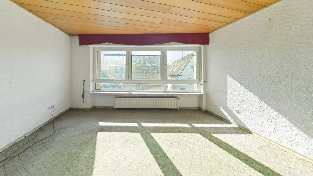 Immobilienangebot - Hochspeyer - Alle - Zweifamilienhaus mit 2 Terrassen und Garage zum Schnellentschlossenen-Preis