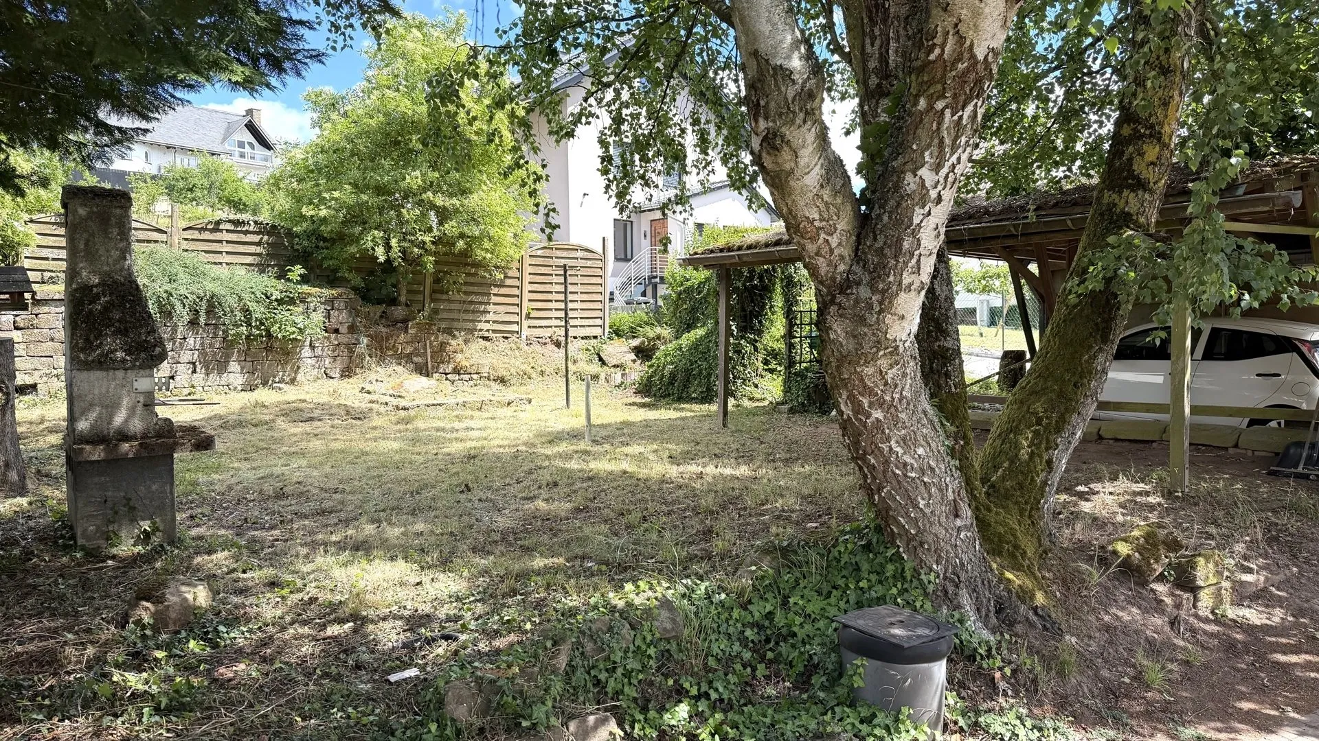 Immobilienangebot - Gries - Alle - Großes Haus, kleiner Preis - Doppelhaushälfte mit Garten und Carport auf angrenzendem Grundstück
