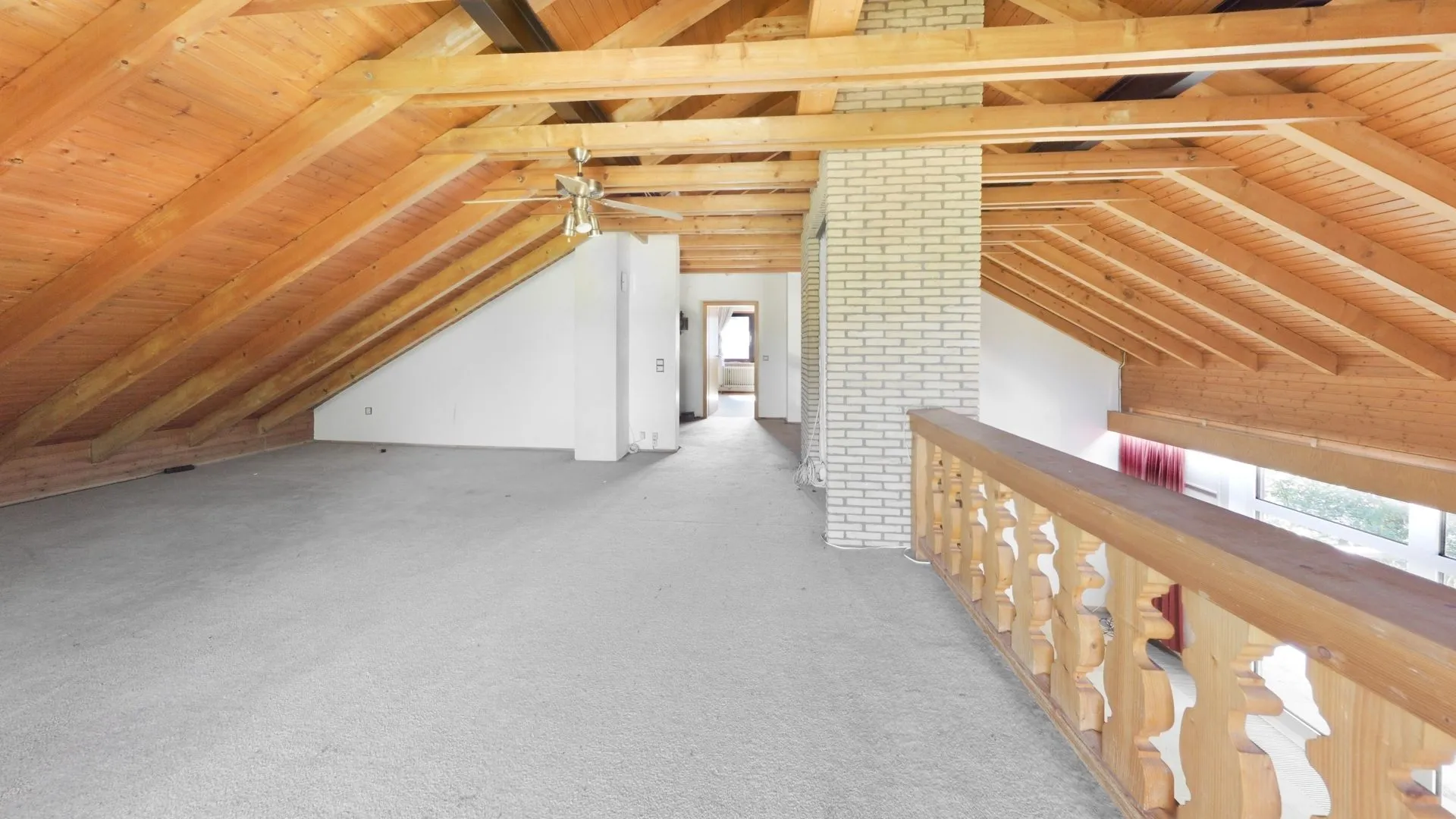 Immobilienangebot - Kaiserslautern / Einsiedlerhof - Alle - Großzügiges Wohnhaus auf traumhaft großem Eigentumsgrundstück
