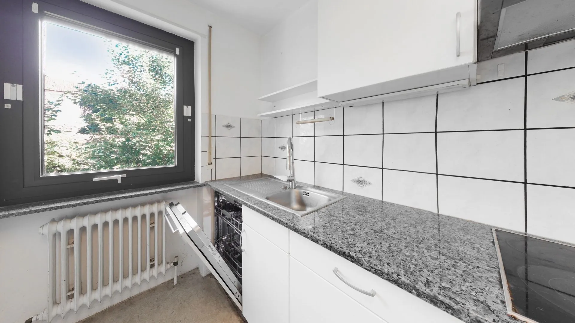 Immobilienangebot - Kaiserslautern / Einsiedlerhof - Alle - Großzügiges Wohnhaus auf traumhaft großem Eigentumsgrundstück