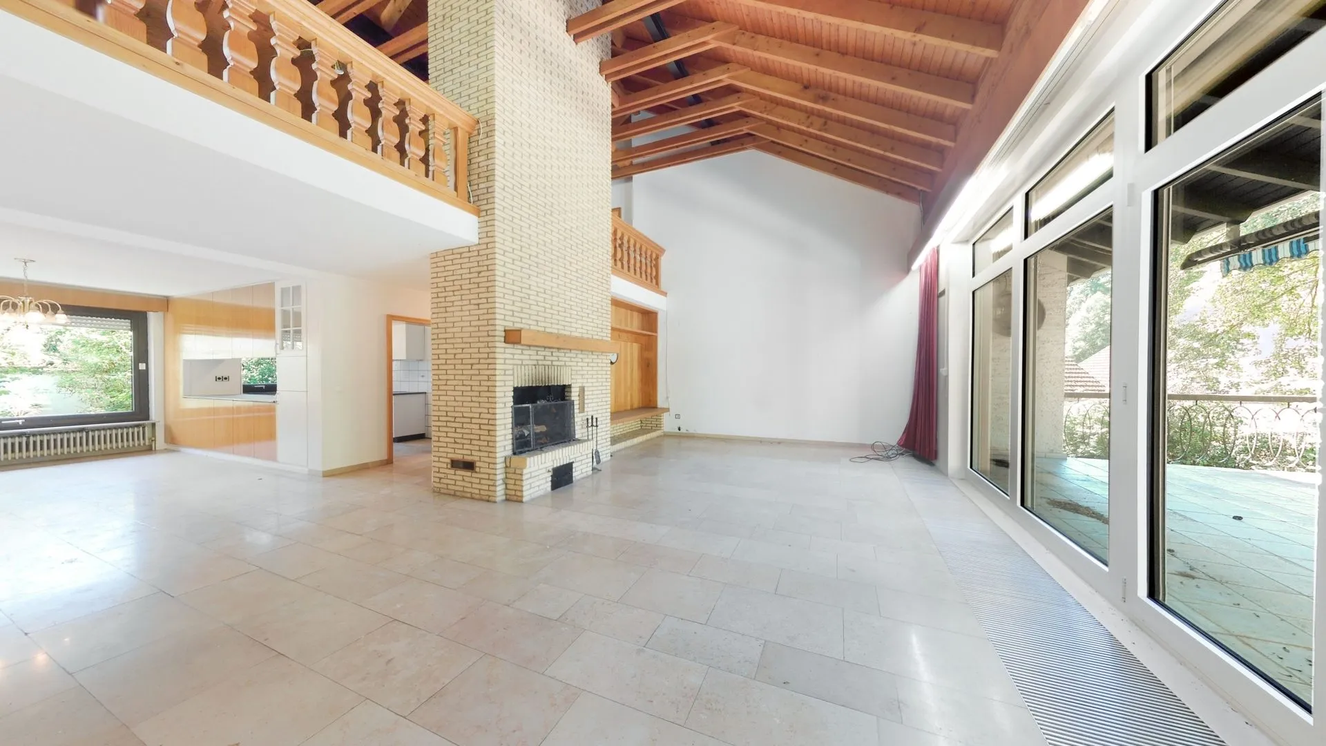 Immobilienangebot - Kaiserslautern / Einsiedlerhof - Alle - Großzügiges Wohnhaus auf traumhaft großem Eigentumsgrundstück