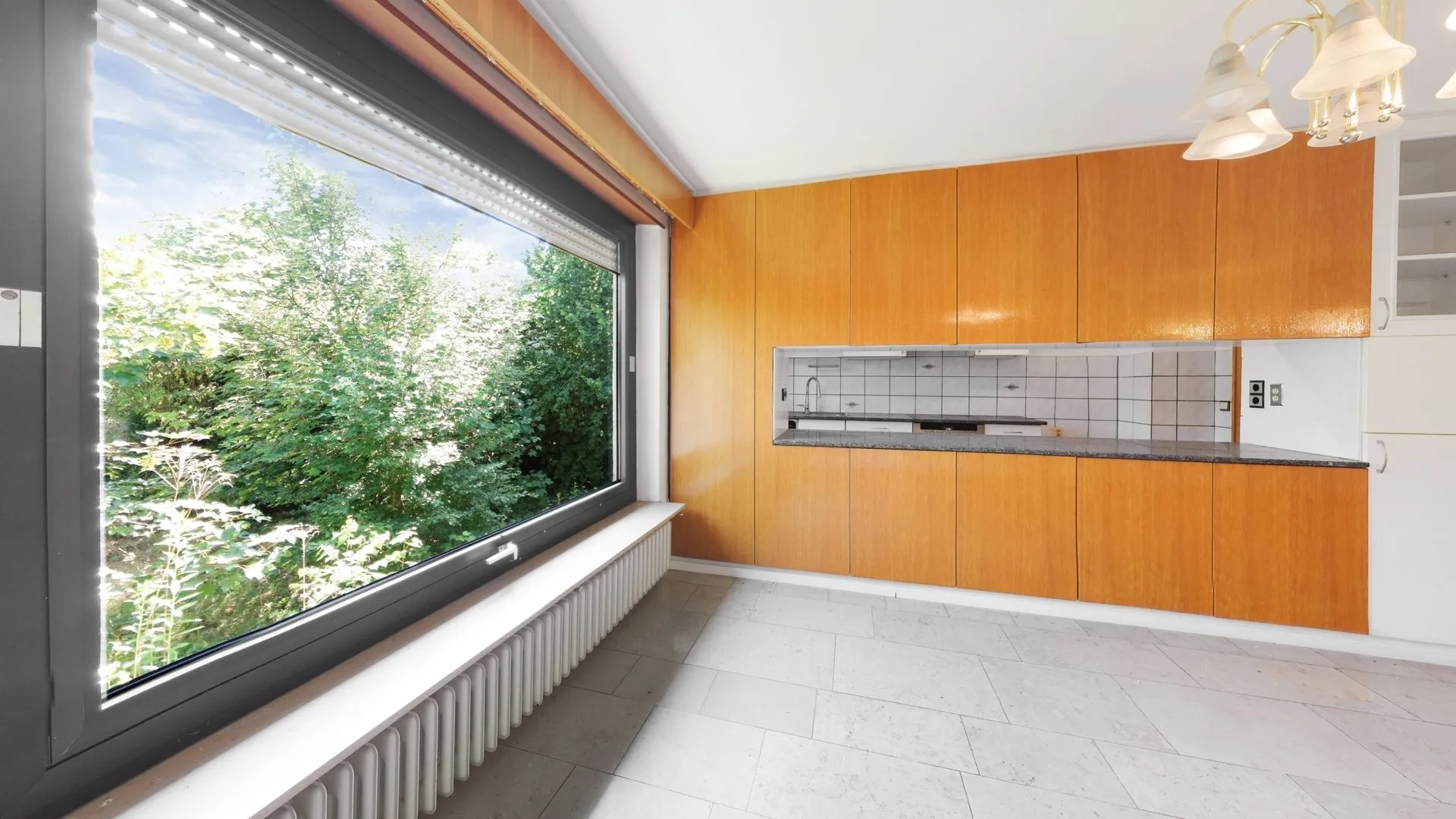 Immobilienangebot - Kaiserslautern / Einsiedlerhof - Alle - Großzügiges Wohnhaus auf traumhaft großem Eigentumsgrundstück