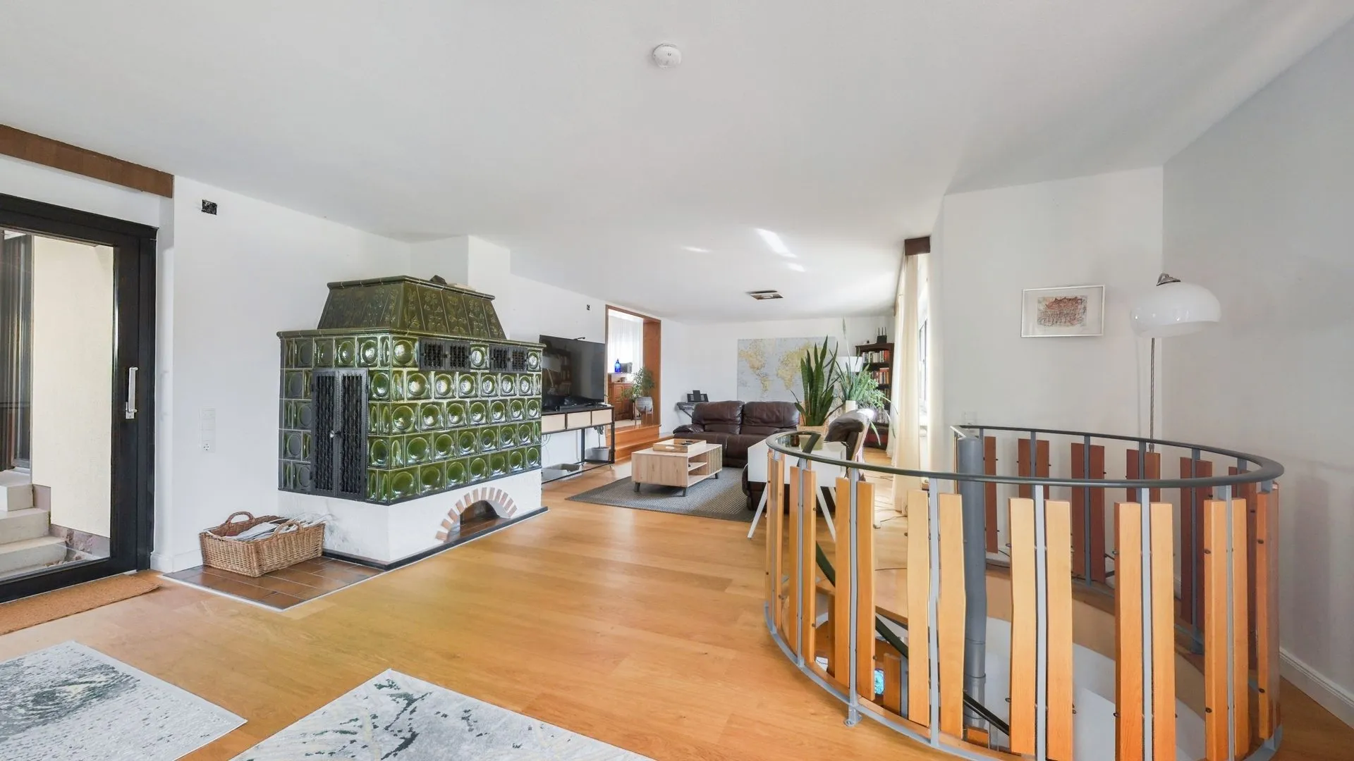 Immobilienangebot - Otterberg - Alle - Großzügiges Einfamilienhaus mit 3 Garagen und weitläufigem Grundstück in Otterberg