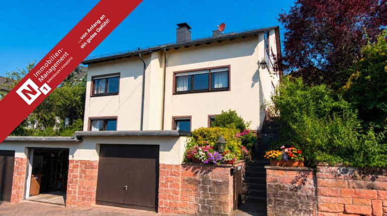 Immobilienangebot - Otterberg - Alle - Großzügiges Einfamilienhaus mit 3 Garagen und weitläufigem Grundstück in Otterberg