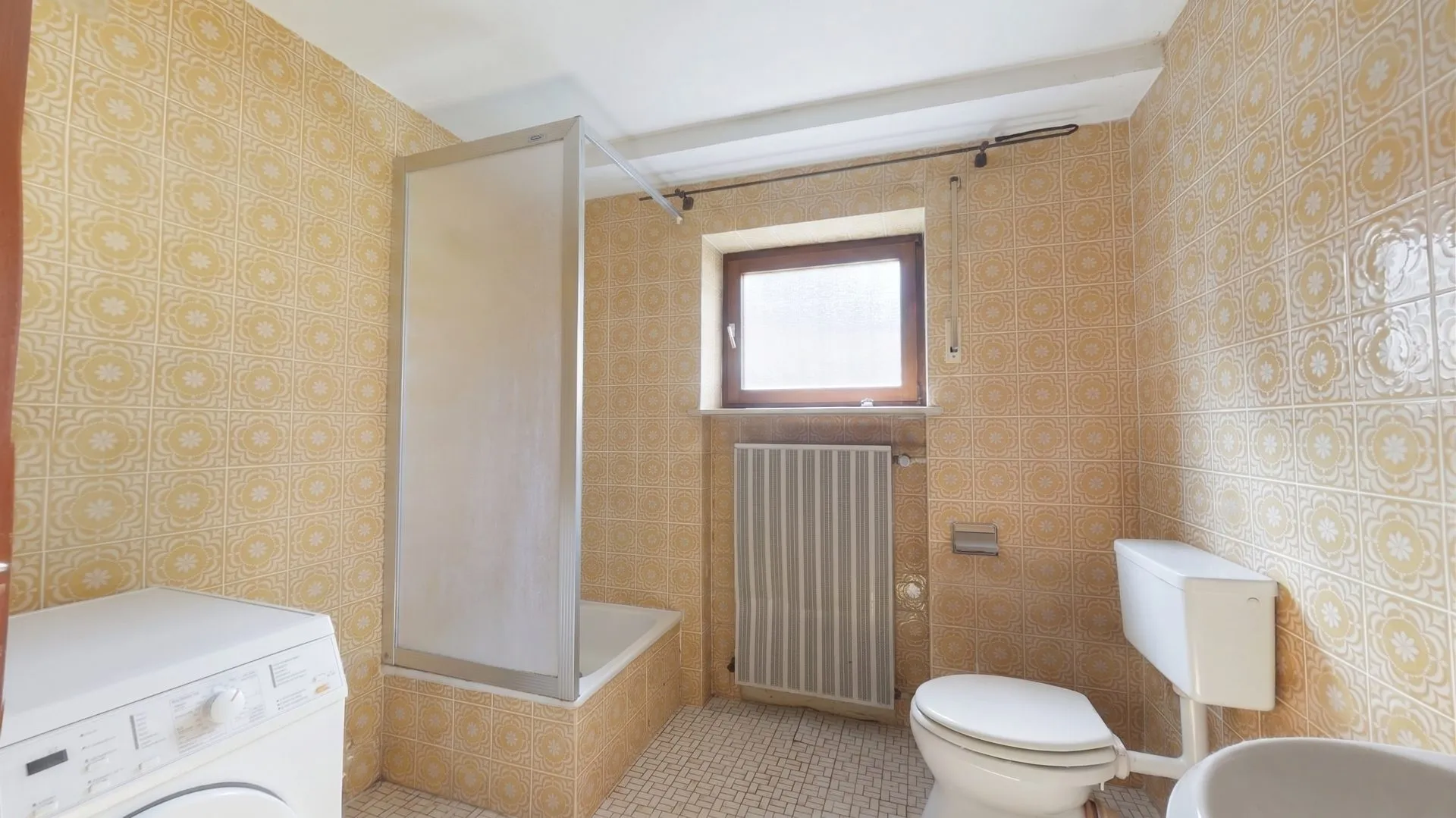 Immobilienangebot - Winnweiler - Alle - Renovierungsbedürftiges Einfamilienhaus mit Einliegerwohnung und viel Potential in Bestlage