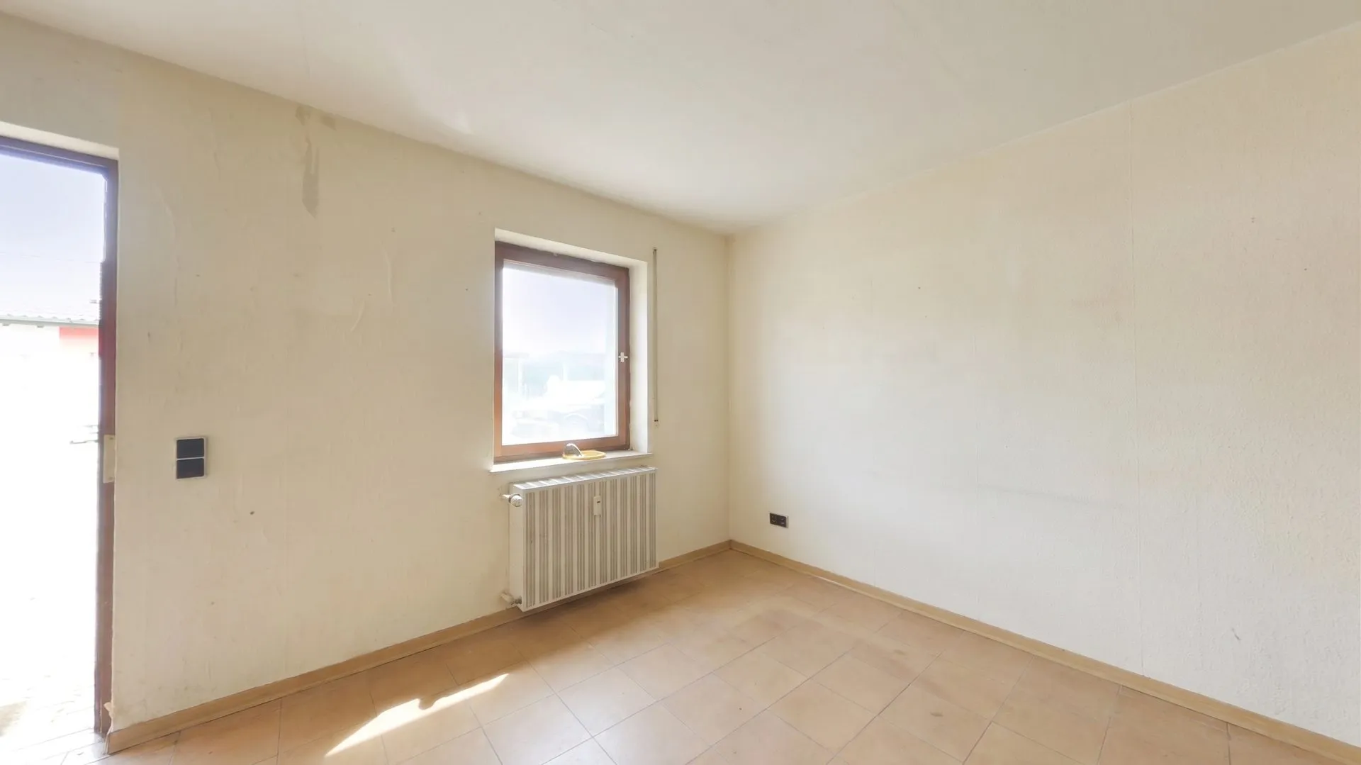 Immobilienangebot - Winnweiler - Alle - Renovierungsbedürftiges Einfamilienhaus mit Einliegerwohnung und viel Potential in Bestlage
