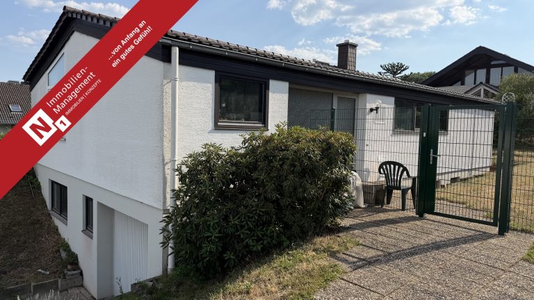 Immobilienangebot - Sippersfeld - Alle - Bungalow mit Garage und komplett eingezäuntem Grundstück