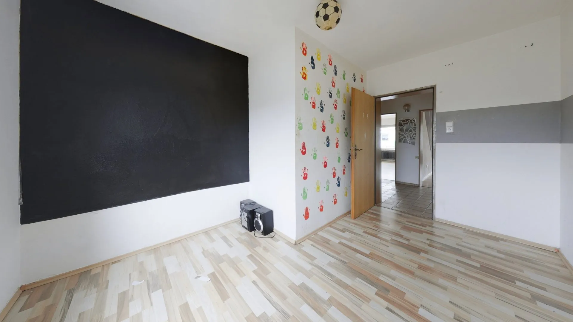 Immobilienangebot - Pirmasens - Alle - Großzügige 3‑ZKB mit drei Balkonen & Wellnessbereich – ideal für Eigennutzer und Investoren