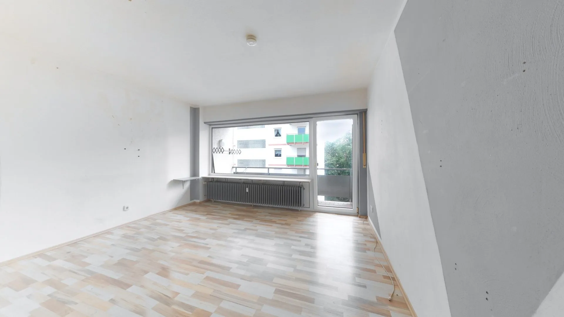 Immobilienangebot - Pirmasens - Alle - Großzügige 3‑ZKB mit drei Balkonen & Wellnessbereich – ideal für Eigennutzer und Investoren