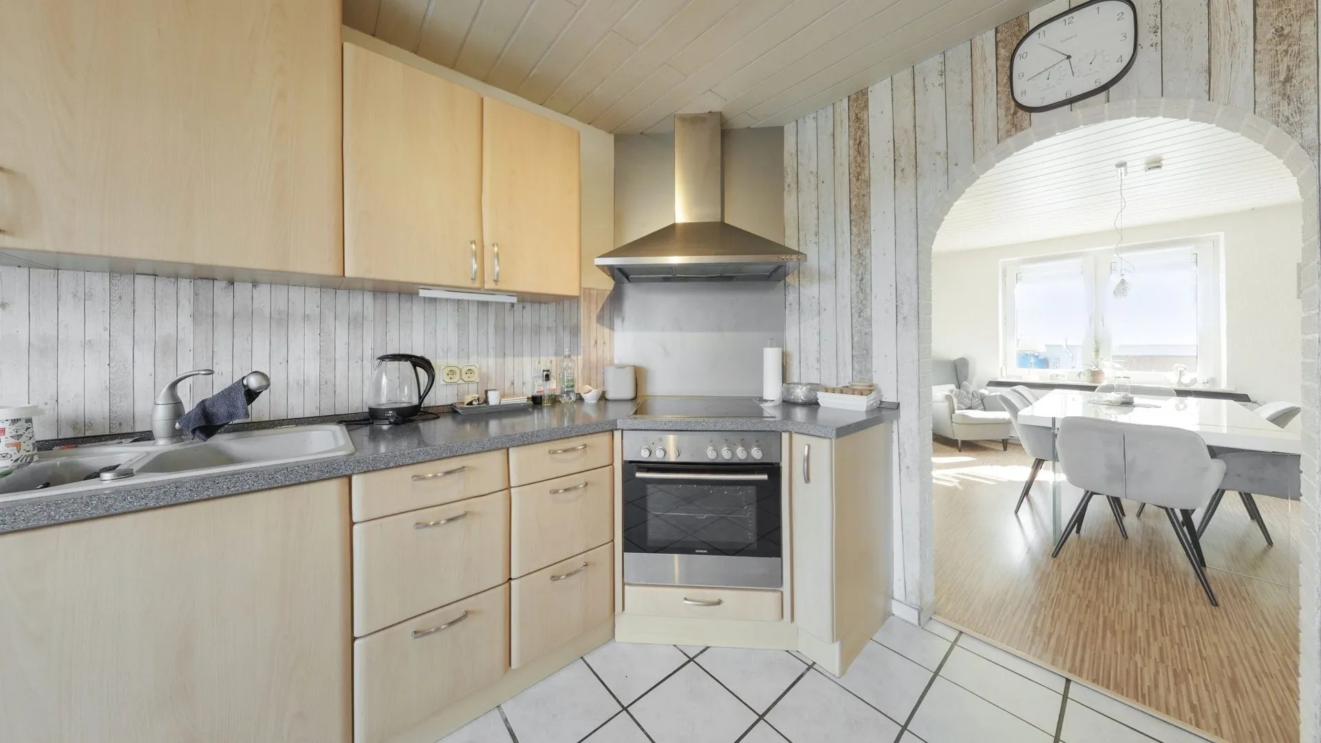 Immobilienangebot - Rodenbach - Alle - Gepflegtes Einfamilienhaus mit Doppelgarage und Garten