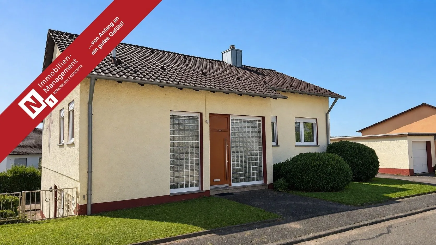 Immobilienangebot - Hochspeyer - Alle - Bungalow mit Einliegerwohnung in exponierter Lage