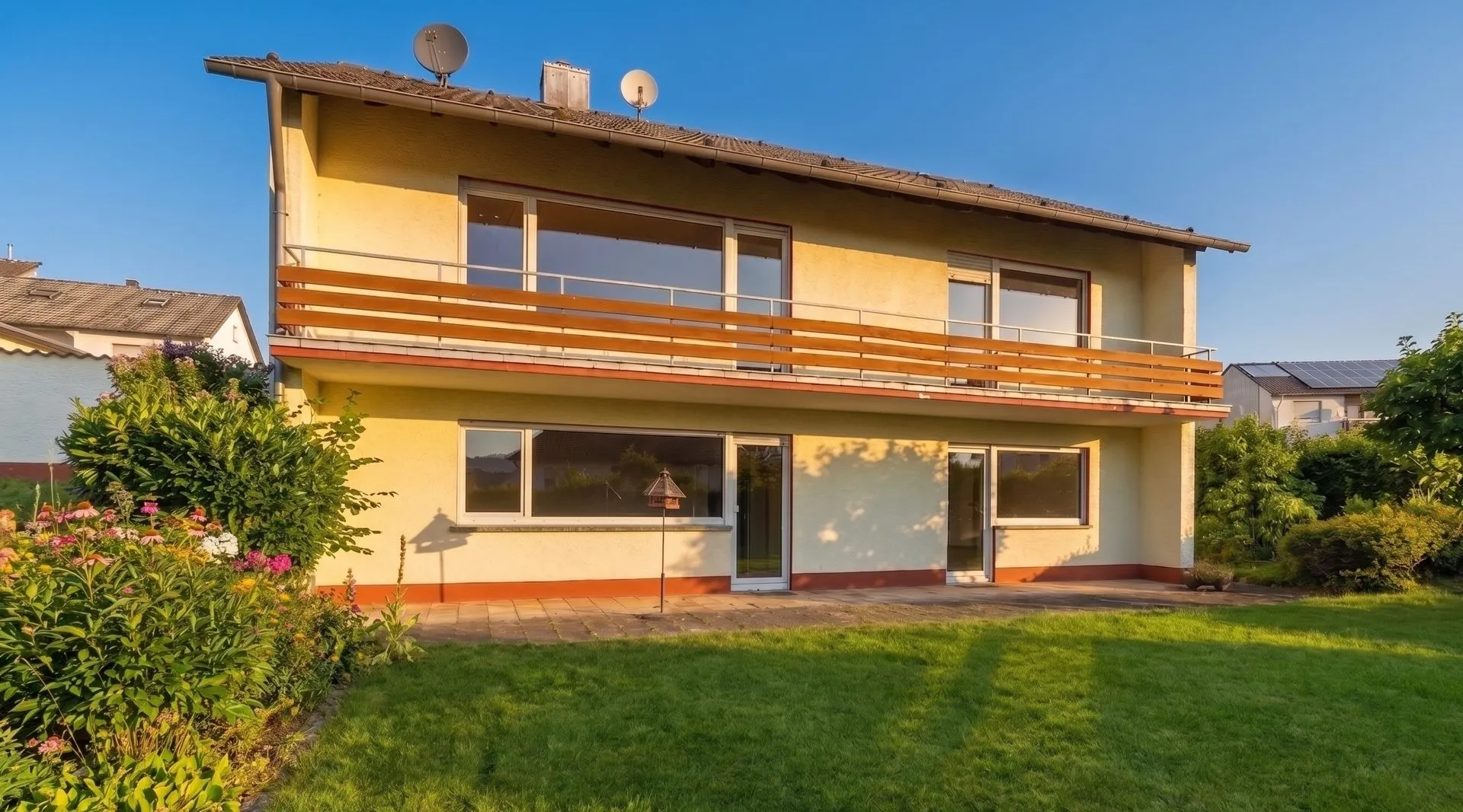 Immobilienangebot - Hochspeyer - Alle - Bungalow mit Einliegerwohnung in exponierter Lage