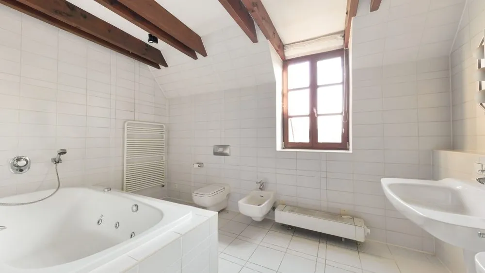 Immobilienangebot - Kaiserslautern - Alle - Äußerst repräsentatives Anwesen in der besten Wohnlage Kaiserslauterns - Zugang nur für Anwohner