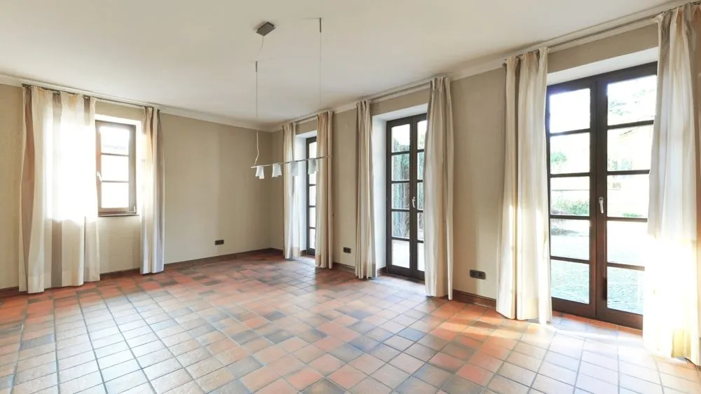 Immobilienangebot - Kaiserslautern - Alle - Äußerst repräsentatives Anwesen in der besten Wohnlage Kaiserslauterns - Zugang nur für Anwohner