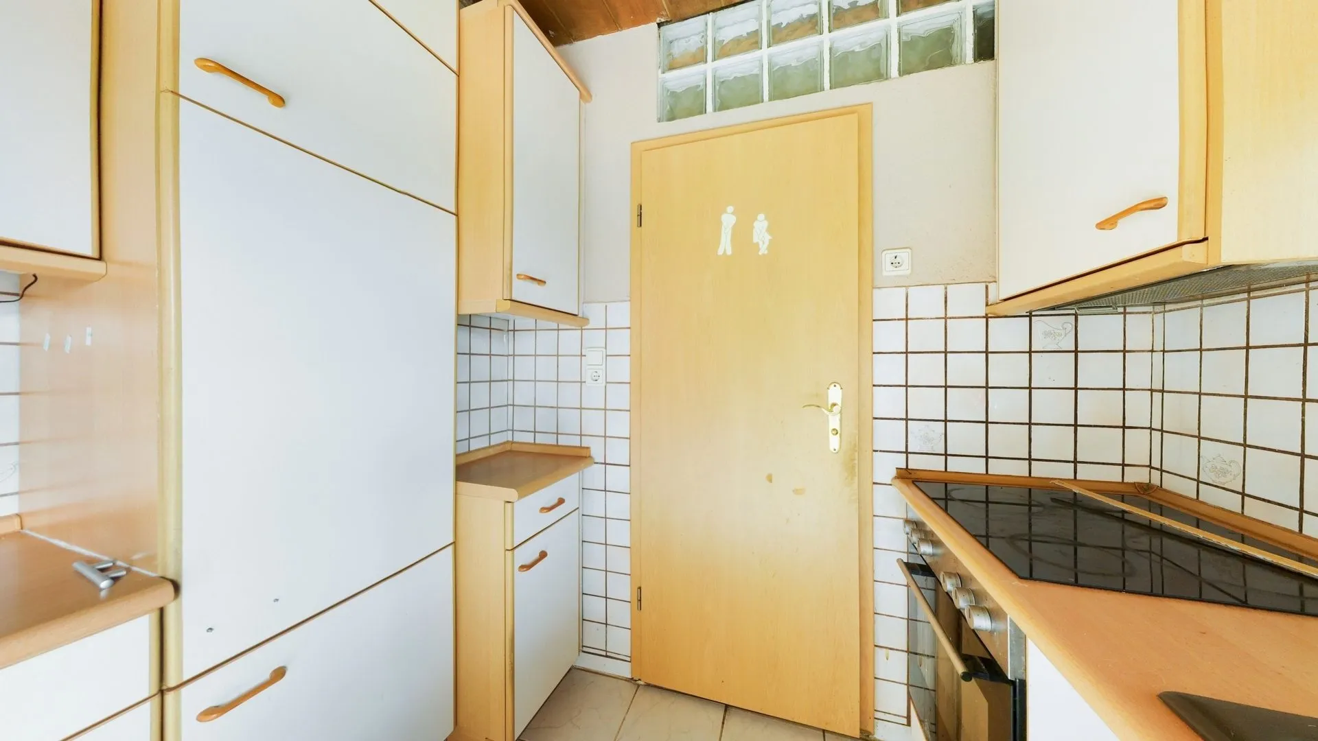 Immobilienangebot - Martinshöhe - Alle - Teilrenoviertes Reihenmittelhaus – 85 m² voller Möglichkeiten