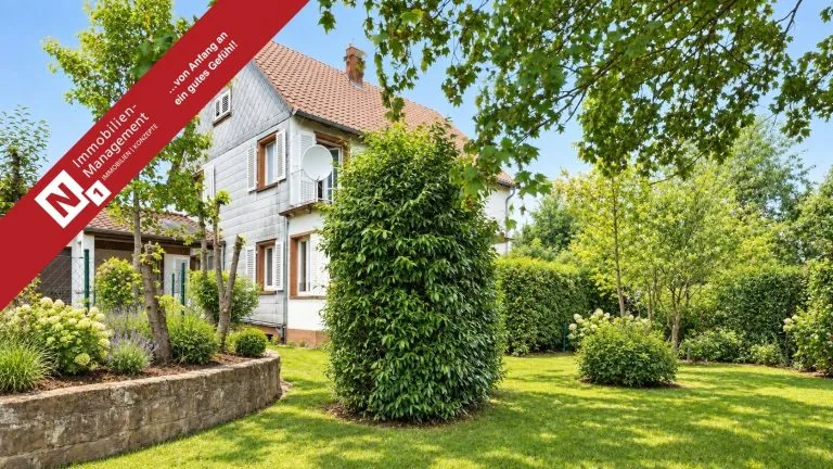 Immobilienangebot - Mehlingen - Alle - Repräsentatives Einfamilienhaus mit 2 Garagen und großzügigem Grundstück
