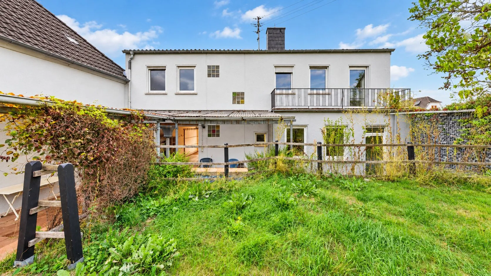 Immobilienangebot - Hütschenhausen - Alle - Wohn- und Geschäftshaus oder Zweifamilienhaus mit Garten und Carport